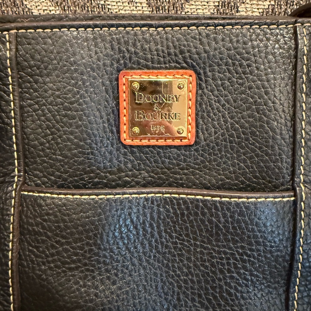 Dooney & Bourke Black and Brown Pebbled Leather Shoulder Bag - Picture 3 of 5